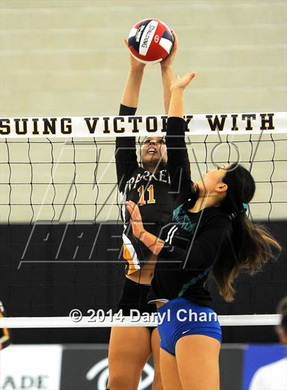 Thumbnail 3 in Branson vs. Parker (CIF D5 State Final) photogallery.