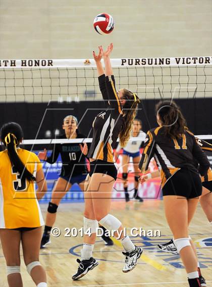 Thumbnail 1 in Branson vs. Parker (CIF D5 State Final) photogallery.