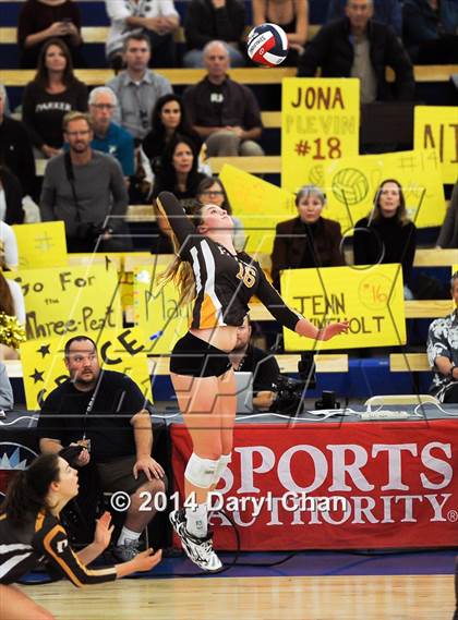 Thumbnail 2 in Branson vs. Parker (CIF D5 State Final) photogallery.