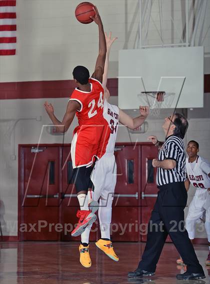 Thumbnail 3 in South @ Glen Cove photogallery.