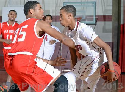 Thumbnail 1 in South @ Glen Cove photogallery.