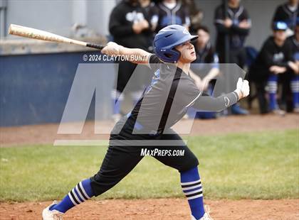 Thumbnail 2 in Orofino vs. Colton photogallery.
