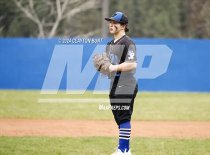 Thumbnail 1 in Orofino vs. Colton photogallery.