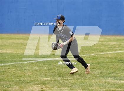 Thumbnail 3 in Orofino vs. Colton photogallery.