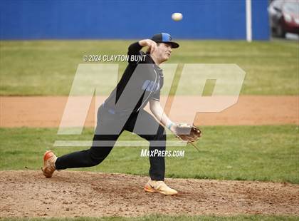 Thumbnail 1 in Orofino vs. Colton photogallery.