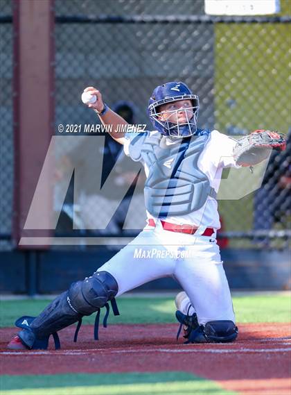 Thumbnail 2 in Oaks Christian vs Newbury Park photogallery.