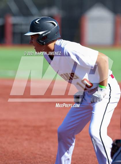 Thumbnail 3 in Oaks Christian vs Newbury Park photogallery.