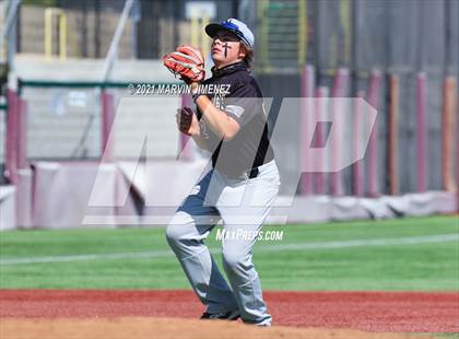Thumbnail 2 in Oaks Christian vs Newbury Park photogallery.