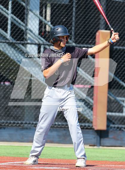Thumbnail 2 in Oaks Christian vs Newbury Park photogallery.