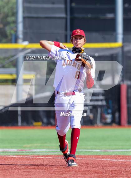 Thumbnail 2 in Oaks Christian vs Newbury Park photogallery.