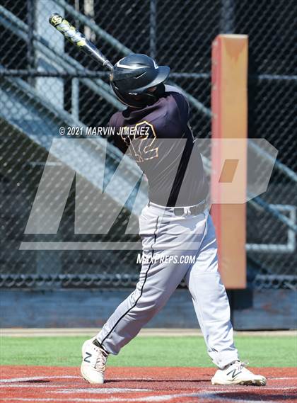 Thumbnail 1 in Oaks Christian vs Newbury Park photogallery.