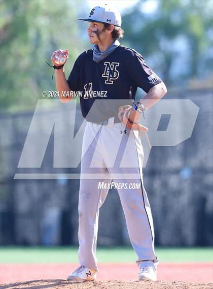 Thumbnail 3 in Oaks Christian vs Newbury Park photogallery.