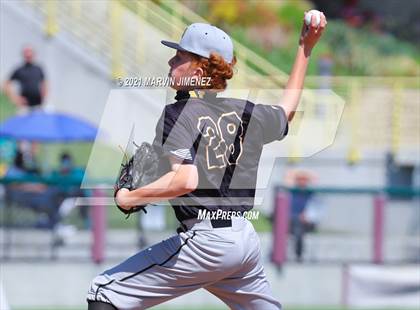 Thumbnail 3 in Oaks Christian vs Newbury Park photogallery.