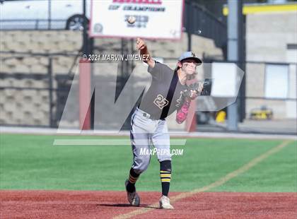 Thumbnail 3 in Oaks Christian vs Newbury Park photogallery.