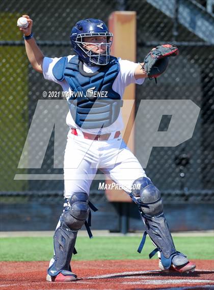 Thumbnail 2 in Oaks Christian vs Newbury Park photogallery.