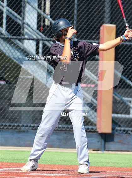 Thumbnail 3 in Oaks Christian vs Newbury Park photogallery.
