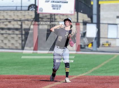 Thumbnail 2 in Oaks Christian vs Newbury Park photogallery.