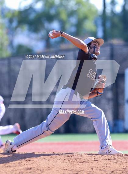 Thumbnail 2 in Oaks Christian vs Newbury Park photogallery.