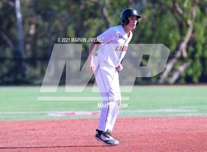 Thumbnail 2 in Oaks Christian vs Newbury Park photogallery.