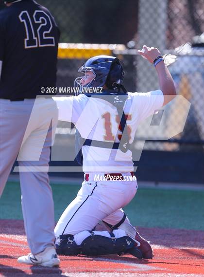 Thumbnail 3 in Oaks Christian vs Newbury Park photogallery.