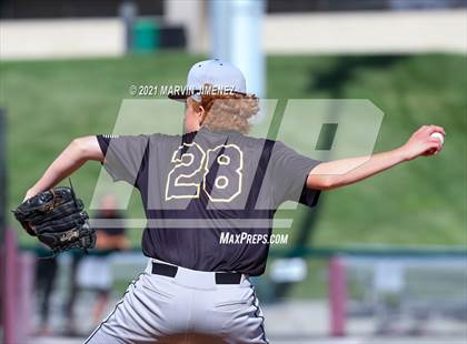 Thumbnail 3 in Oaks Christian vs Newbury Park photogallery.