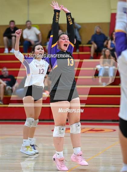 Thumbnail 1 in Ukiah @ Cardinal Newman photogallery.