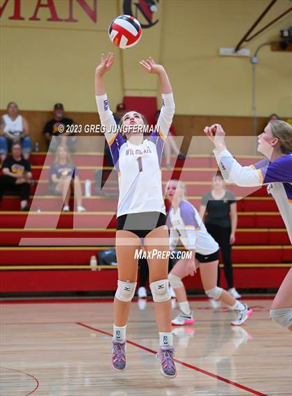 Thumbnail 1 in Ukiah @ Cardinal Newman photogallery.