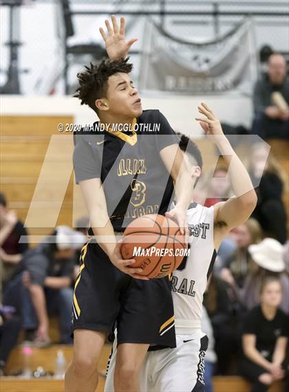 Thumbnail 1 in Illini Central @ Midwest Central photogallery.