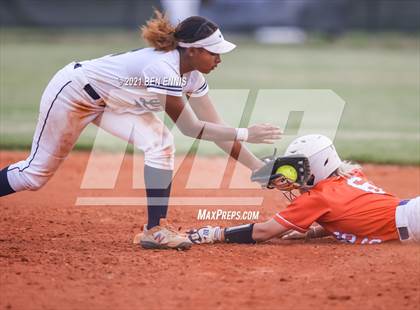 Thumbnail 2 in Northwest Whitfield vs Luella (GHSA 4A Round 1 Playoff) photogallery.