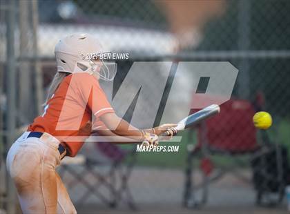 Thumbnail 3 in Northwest Whitfield vs Luella (GHSA 4A Round 1 Playoff) photogallery.