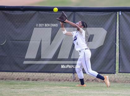 Thumbnail 1 in Northwest Whitfield vs Luella (GHSA 4A Round 1 Playoff) photogallery.