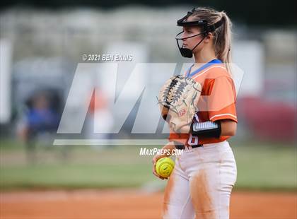 Thumbnail 3 in Northwest Whitfield vs Luella (GHSA 4A Round 1 Playoff) photogallery.
