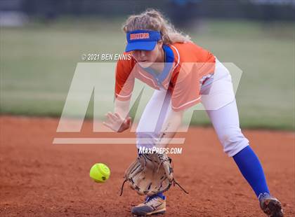 Thumbnail 1 in Northwest Whitfield vs Luella (GHSA 4A Round 1 Playoff) photogallery.
