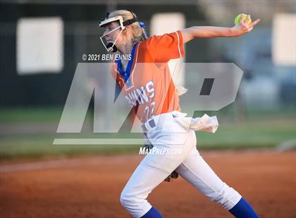 Thumbnail 3 in Northwest Whitfield vs Luella (GHSA 4A Round 1 Playoff) photogallery.