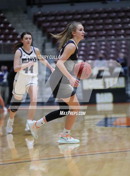 Thumbnail 2 in Duchesne vs. Beaver (UHSAA 2A Consolation Semifinal) photogallery.