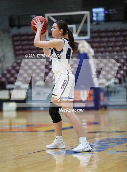 Thumbnail 1 in Duchesne vs. Beaver (UHSAA 2A Consolation Semifinal) photogallery.