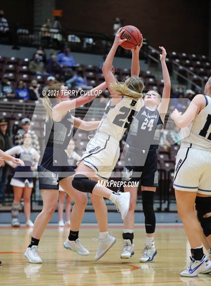 Thumbnail 3 in Duchesne vs. Beaver (UHSAA 2A Consolation Semifinal) photogallery.