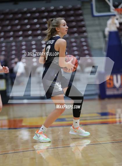 Thumbnail 3 in Duchesne vs. Beaver (UHSAA 2A Consolation Semifinal) photogallery.
