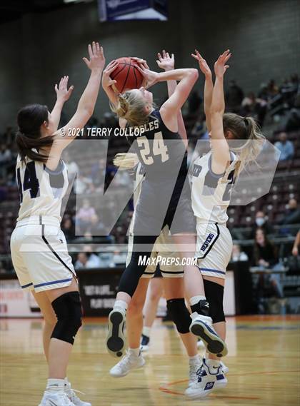 Thumbnail 1 in Duchesne vs. Beaver (UHSAA 2A Consolation Semifinal) photogallery.