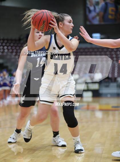 Thumbnail 3 in Duchesne vs. Beaver (UHSAA 2A Consolation Semifinal) photogallery.