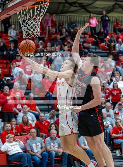 Thumbnail 2 in Highland @ Centralia (IHSA 3A Sectional Semifinals) photogallery.