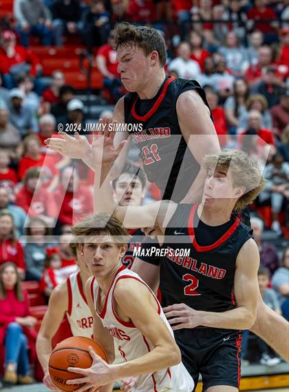 Thumbnail 1 in Highland @ Centralia (IHSA 3A Sectional Semifinals) photogallery.