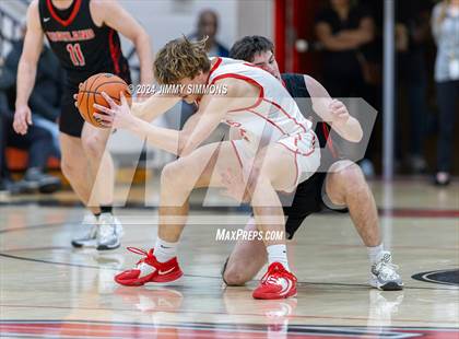 Thumbnail 2 in Highland @ Centralia (IHSA 3A Sectional Semifinals) photogallery.