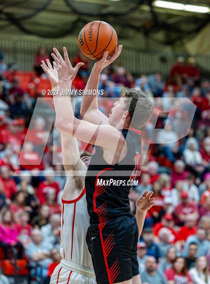 Thumbnail 2 in Highland @ Centralia (IHSA 3A Sectional Semifinals) photogallery.