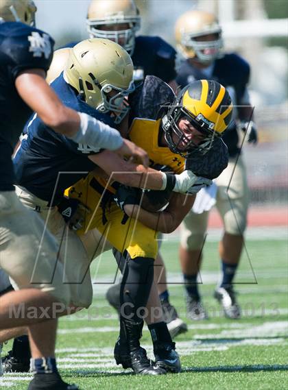 Thumbnail 3 in Del Oro vs Notre Dame (UT Honor Bowl) photogallery.