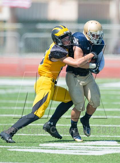 Thumbnail 2 in Del Oro vs Notre Dame (UT Honor Bowl) photogallery.