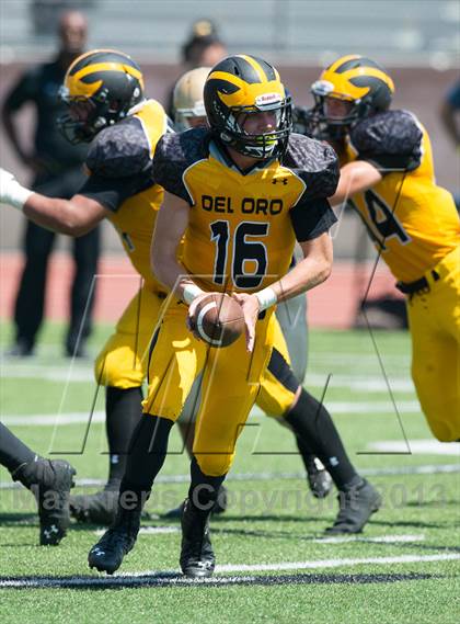 Thumbnail 2 in Del Oro vs Notre Dame (UT Honor Bowl) photogallery.