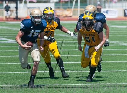 Thumbnail 2 in Del Oro vs Notre Dame (UT Honor Bowl) photogallery.