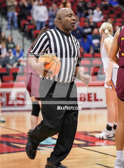Thumbnail 3 in Lowry vs. Pahrump Valley (NIAA Class 3A State Girls Semifinal) photogallery.