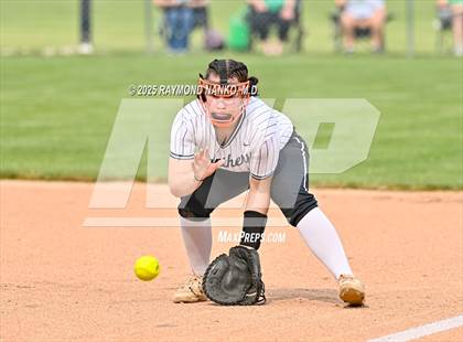 Thumbnail 1 in Yorktown vs. Western (IHSAA 3A Regional Championship)  photogallery.